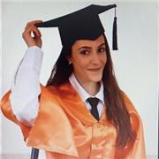 Graduada en Ciencias Económicas ofrece clases de matemáticas